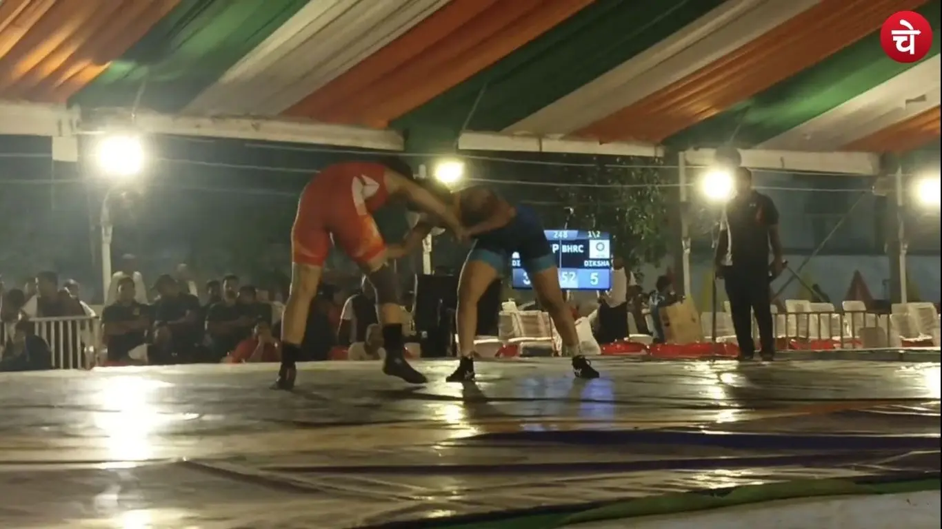 Diksha Kumari, daughter of a railway employee, won a gold medal in wrestling